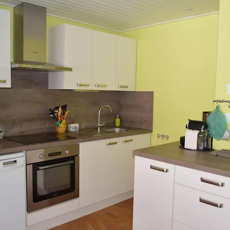 Hotel Maison Saint-hilaire-de-riez, 4 Pieces, 6 Personnes - Fr-1-323-499 Saint-Hilaire-de-Riez